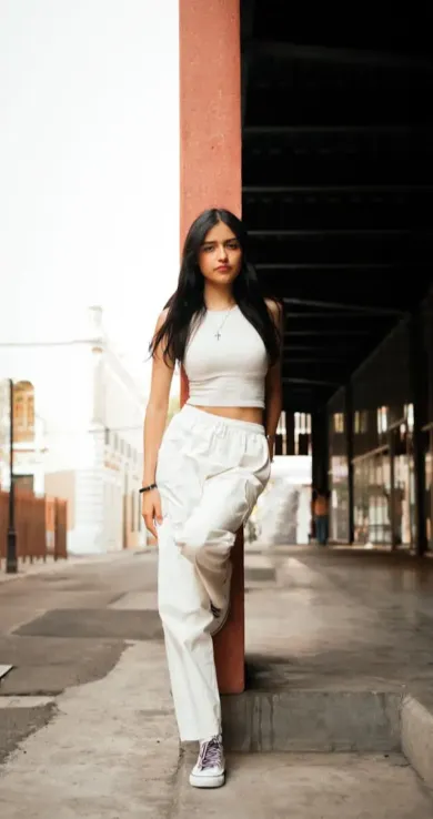Call Girl in Indirapuram Aashna